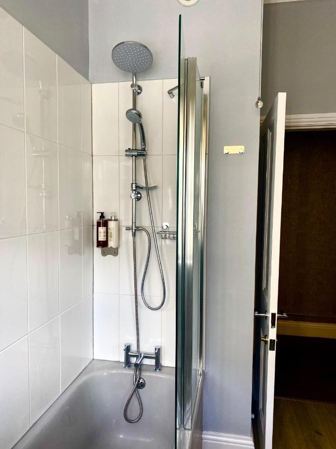 Merewyke Boutique Luxury Family Apartment Sleeps 4 , Central Location Windermere Eksteriør billede