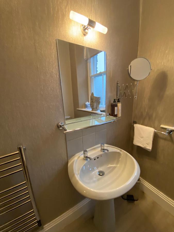 Merewyke Boutique Luxury Family Apartment Sleeps 4 , Central Location Windermere Eksteriør billede