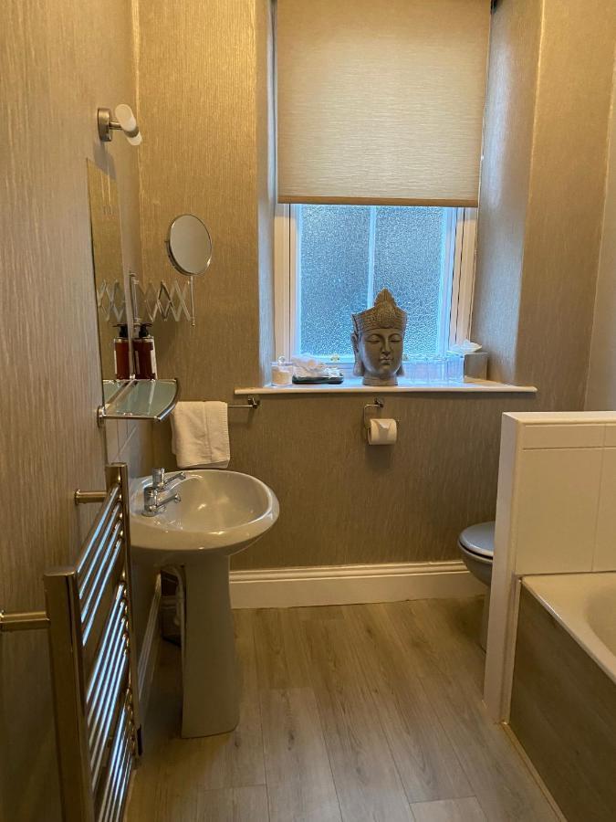 Merewyke Boutique Luxury Family Apartment Sleeps 4 , Central Location Windermere Eksteriør billede